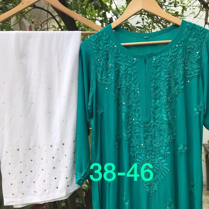 Post image ✨
🌻Straight Fit Tone to Tone Rayon Kurta With Mukesh Work
🌺Fabric- Rayon
🌺Length- 46"(Approx)
🌺Size Available- as mentioned 
🌺Kurta Price- ₹1200 free shipping