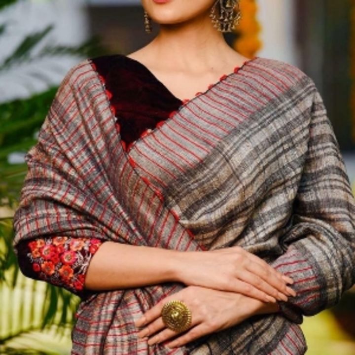 Post image Ushahandloom has updated their profile picture.