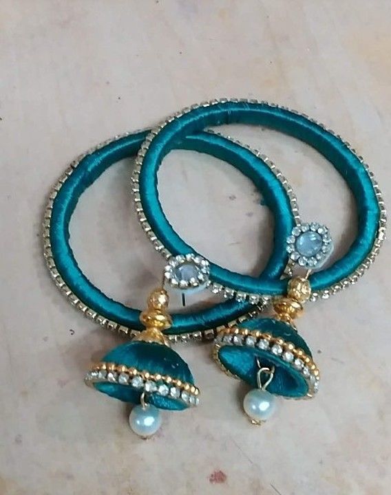 Thread Quilting bangles & Earings. uploaded by Diya thread quilling earing on 9/8/2020