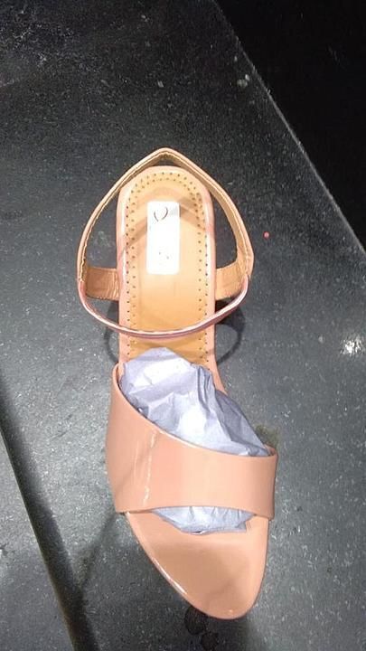Ladies heel sandal uploaded by Angad Trading Co on 9/8/2020