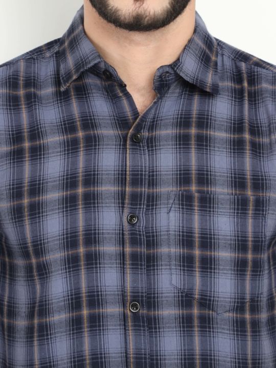 Men shirt uploaded by Tisso on 9/12/2021