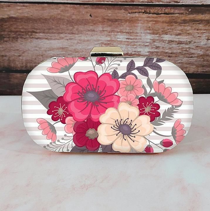 Oval frame Clutches uploaded by business on 9/8/2020