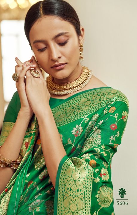 Post image *👑Prod View👑*
*Make yourself Happy with Beautiful Banarasi Collection😻*
➡️Catalogue - *Anubhuti Silk*➡️Fabric - *Soft Banarasi Silk Weaving*➡️Rate - *1895
Book it now😍6 Pcs SetSingle Also
*We always Trust in Quality😍*