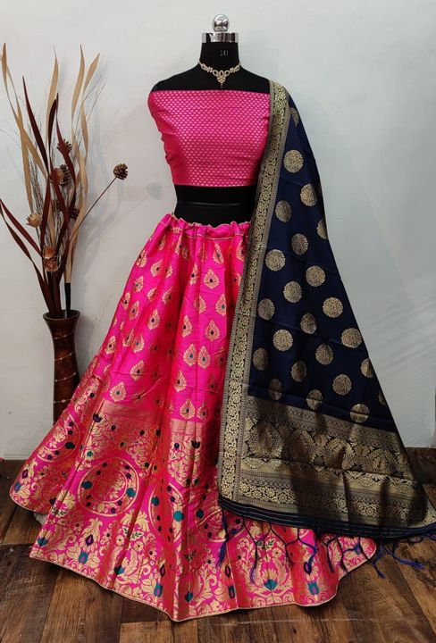 EXCLUSIVE NEW DESIGNER LEHENGA CHOLI COLLECTION uploaded by Different creations on 9/13/2021