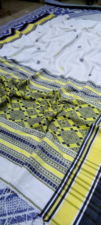 Post image Pure khadi with new design handwoven handloom products with bp assured quality...book fast 9641505251