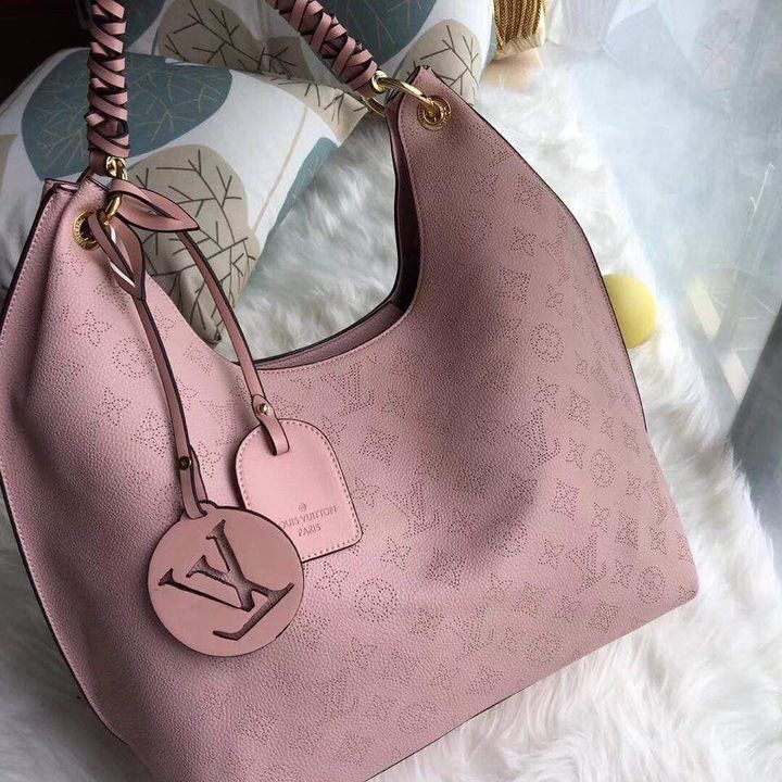 Post image Je xvix

*LOUIS VUITTON TOTE*

*12A QUALITY*

*WITH LV HEAVY DUST COVER*

*SIZE - 21 BY 13 APPROX*

*PRICE - free shipping*

For regular updates join wtsapp group link 

https://chat.whatsapp.com/Gvv3eqNpLV8FkV7rtGW4YB