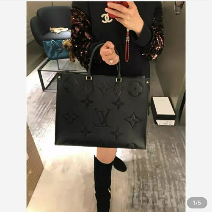 Post image Je xvix

*LATEST EDITION LOUIS VUITTON  ON THE GO LEATHER EMBOSSED TOTE BAG*
LEATHER 
VERY HIGH N PREMIUM QUALITY 
SIZE-16/13" APP
  *WITH HIGH PACKING*
HEAVY  QUALITY
WITH FULL DETAILING
SAME AS CARRYING ORIGINAL💯
Fr *3500*/- only 👍🏼
*TOO GOOD QUALITY ORIGINAL DUST BAG PACKING*☑️

12A QUALITY ALSO AVAILABLE @  free ship

For regular updates join wtsapp group link 

https://chat.whatsapp.com/Gvv3eqNpLV8FkV7rtGW4YB