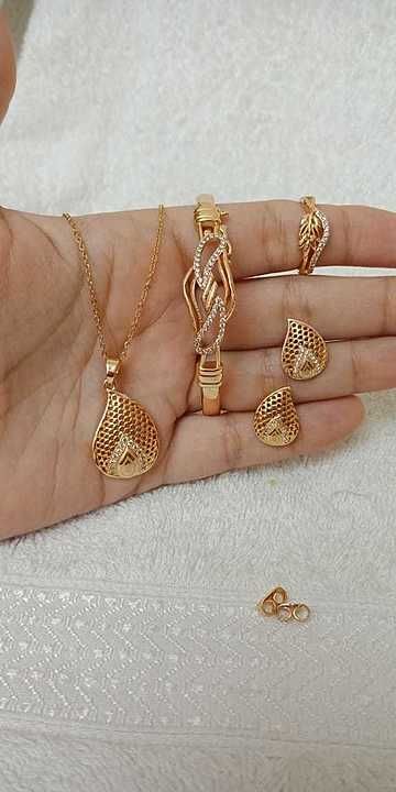 Pendant earnings ring n kada...
Mix design 
Ring size 6,7,8 available uploaded by business on 9/10/2020