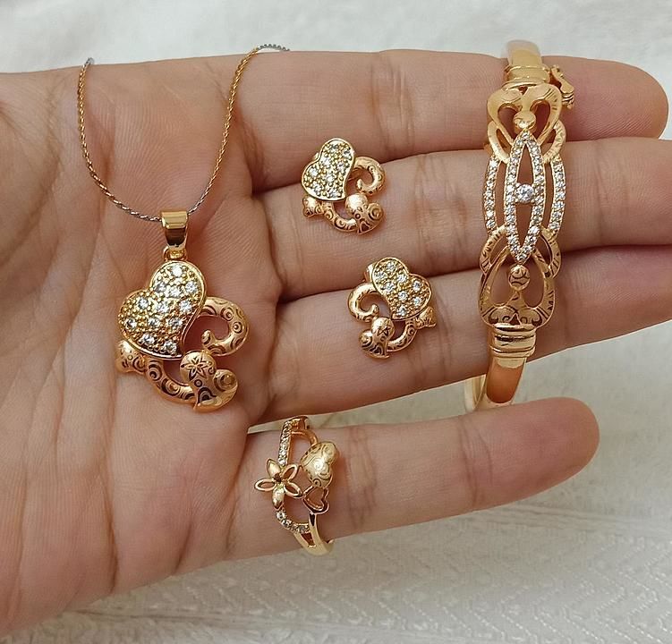 Pendant earnings ring n kada...
Mix design 
Ring size 6,7,8 available uploaded by Jamali Collections on 9/10/2020
