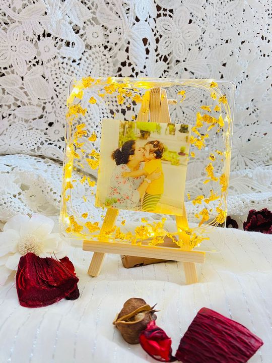Led resin photo table top uploaded by SIMMI INTERNATIONAL on 9/17/2021