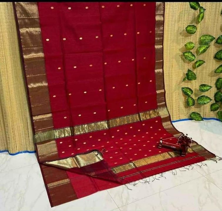 Small buti saree uploaded by maheshwari handloom saree on 9/18/2021