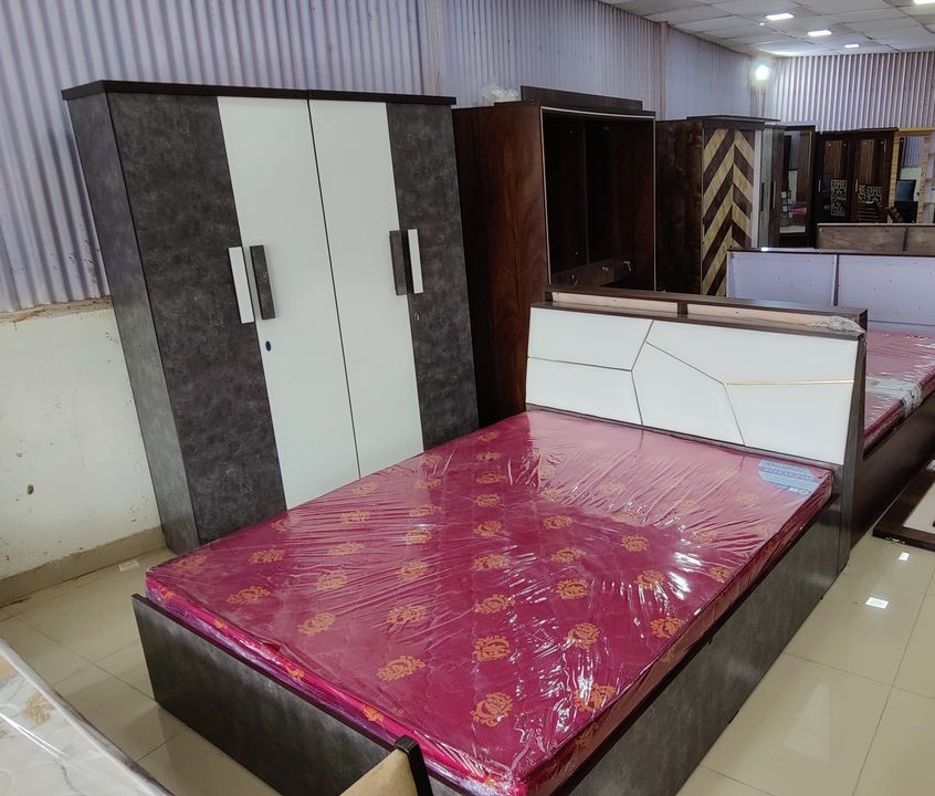 Excellent Design Brand New Bedroom Set in Bajaj finance Emi uploaded by Wood Planet Interior on 9/18/2021