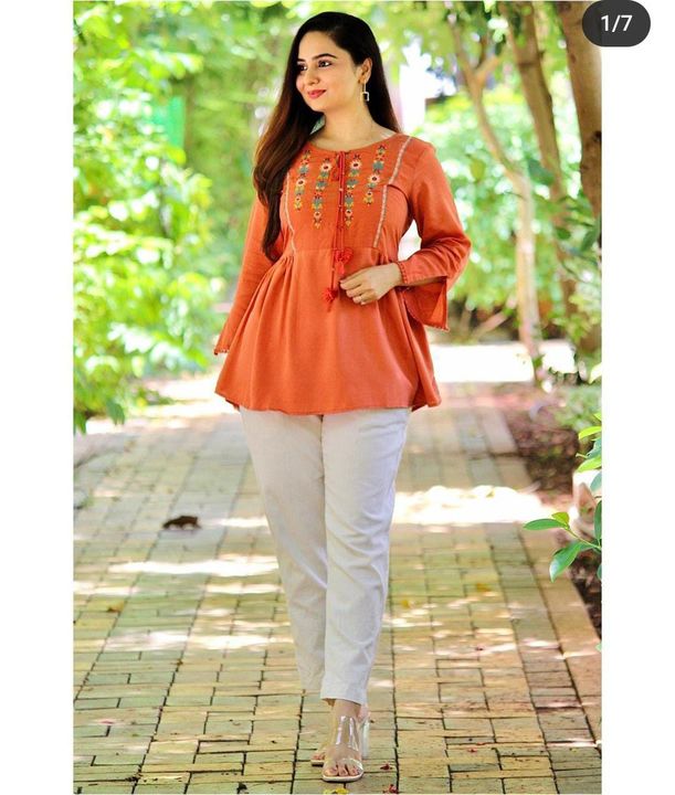 Post image *New lounch 🥰🥰*
     👗Short Top👗*launching this easy breezy Rayon short top with Embroidered details in a rust tone for your casual outings...*
*And cotton flax pant(with mobile pocket)*
Product:- *Short Top+pant*
 *Size m to xxl (38 to 44)*
*Price:- 620+$
*Full stock available book fast*✈️✈️✈️