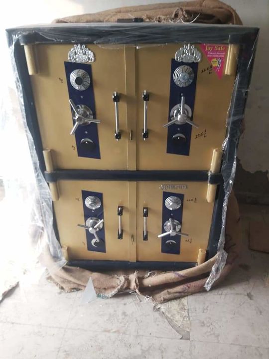 Four door iron safe lockers tijori  uploaded by JAY SAFE on 9/21/2021