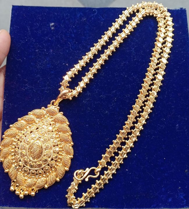 *🌻ONE GRAM GOLD CHAIN WITH PENDENT🌻*
 uploaded by Biotique_jewellery_hub on 9/21/2021