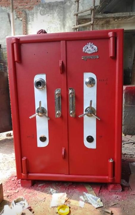 Jwellery lockers safe tijori uploaded by JAY SAFE on 9/22/2021