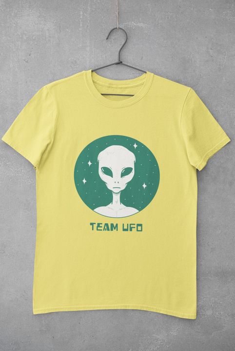 Alien T shirt uploaded by business on 9/22/2021