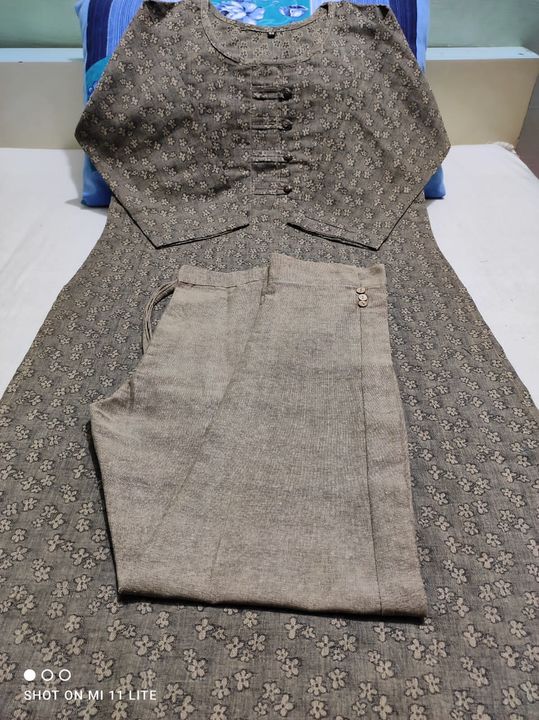 Khadi kurti with pant uploaded by business on 9/22/2021