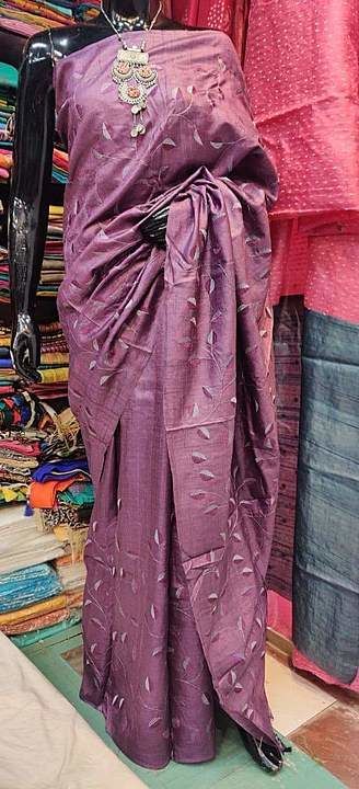 Linen saree  uploaded by Linen fabric  on 9/11/2020