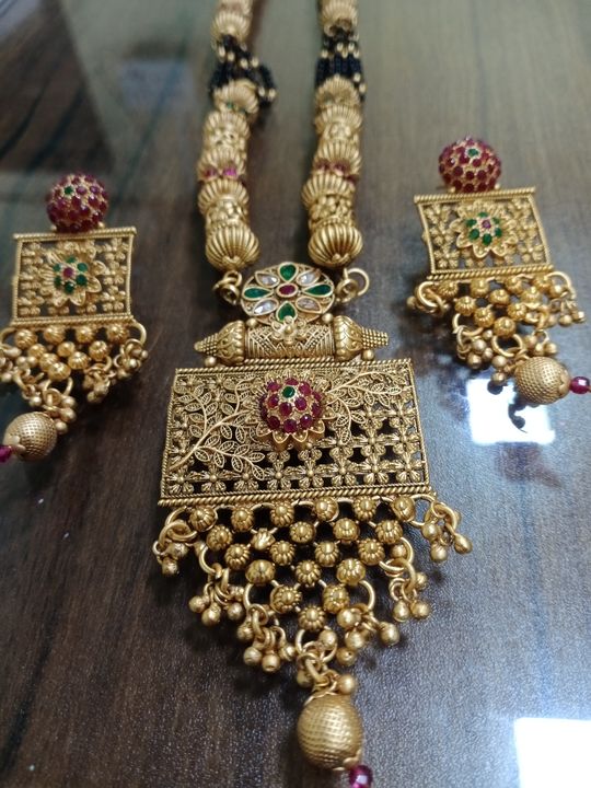 Post image All tipe cooper and brass jewellery plz what up. 8128576084