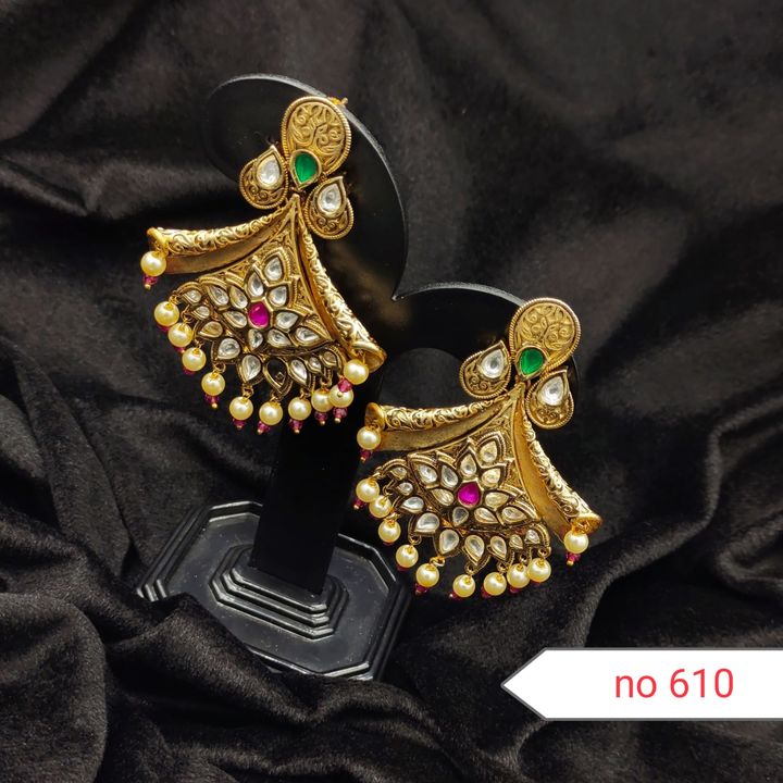 Post image met shine plated high quality Earing
