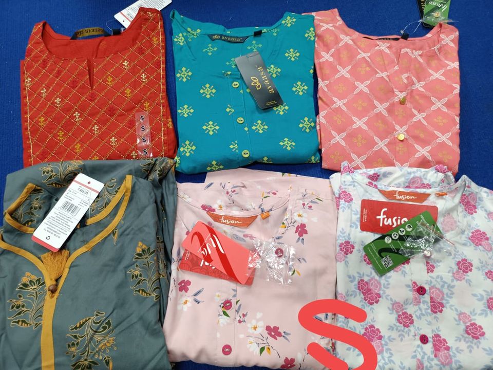 Post image 😍 *AVASA AND FUSION BRAND KURTIS*😍
😍Offer Price🥳
S,L,M,XL,XXL
Single Piece Each Rs380+$🥳🥳🥳
4 Piece Each Rs350+$🥳🥳🥳