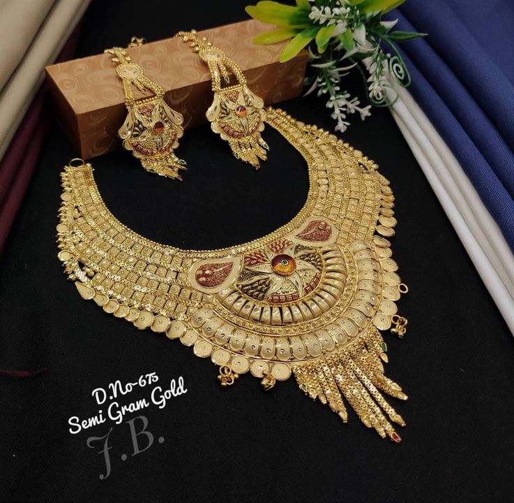 Post image hello I have I gram gold jewellery Qwality super interested pls join my group link 
https://chat.whatsapp.com/BbBECBoBEo3JK08HDHtdv9
