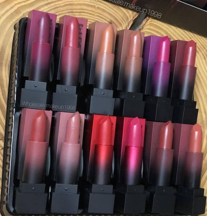 Huda beauty matte lipstick uploaded by New Mekup choice on 9/25/2021