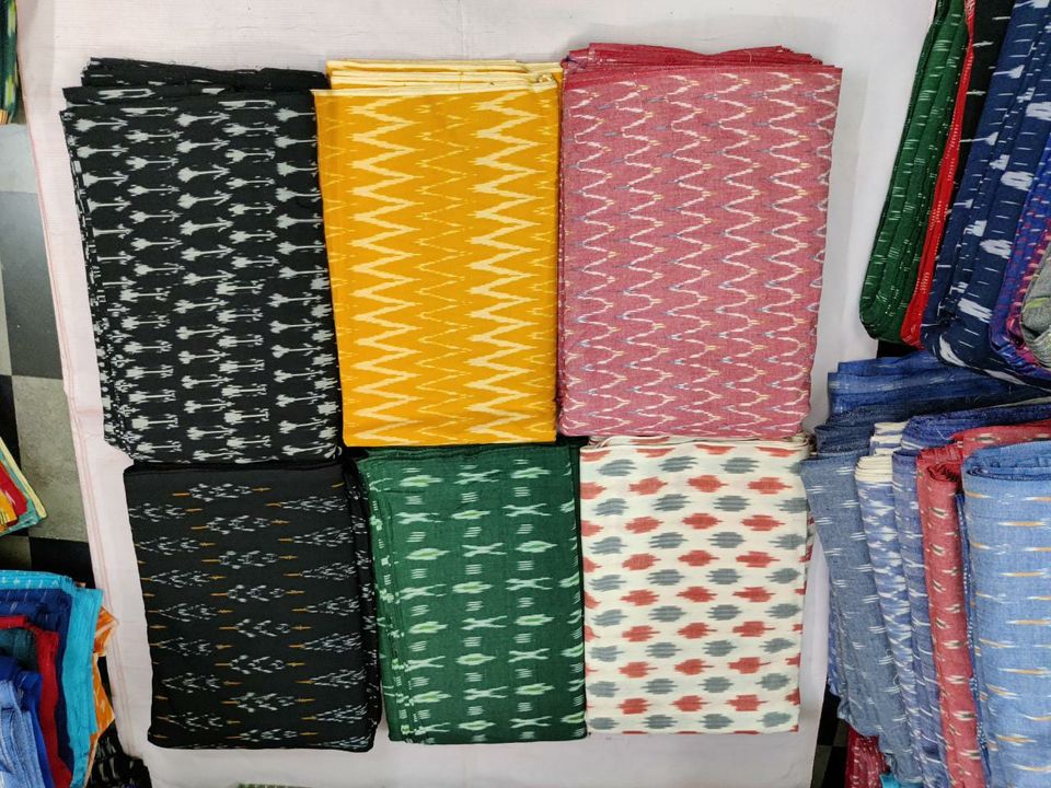 Ikkat handloom fabric uploaded by mashaallah kalamkari collections on 9/27/2021