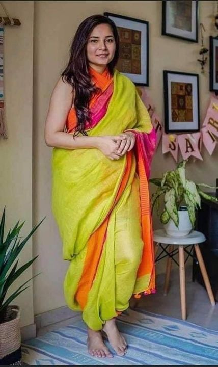 Lilen Saree with blouse 💯 pure uploaded by business on 9/28/2021
