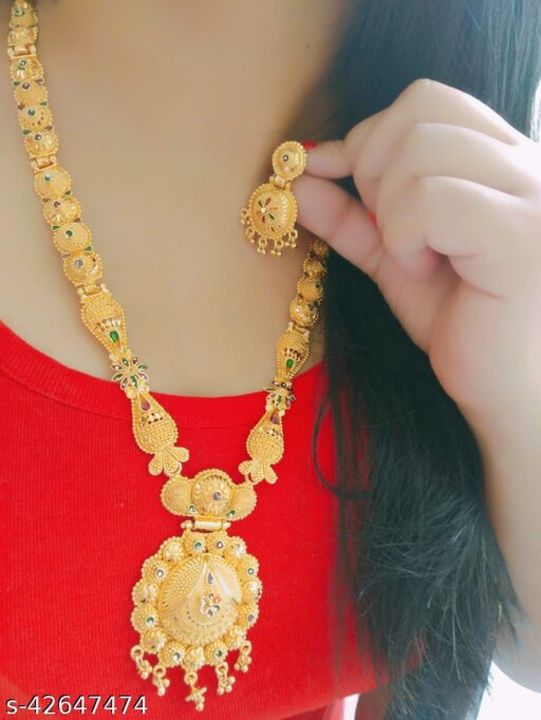 Post image Feminine Chunky Jewellery SetsBase Metal: AlloyPlating: Gold Plated - MatteStone Type: Artificial Stones &amp; BeadsSizing: AdjustableCountry of Origin: India
