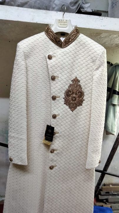 Men's sherwani uploaded by Pooja garments on 9/29/2021