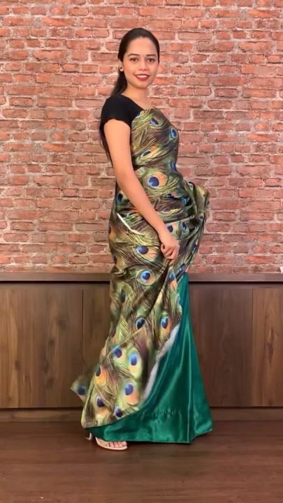 Saree with moti lace border uploaded by STYLIZE on 9/29/2021