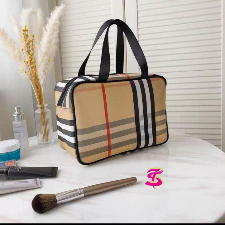 PVC Cosmetics bag uploaded by GROW on 10/1/2021
