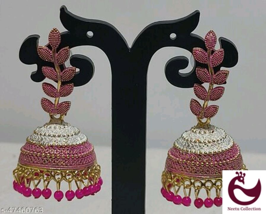 Product image of Beautiful earrings, price: Rs. 215, ID: beautiful-earrings-8c2ca52a