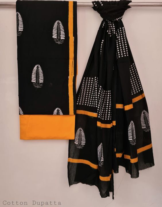 Cotten suit sets uploaded by Cotten saree and suit on 10/4/2021