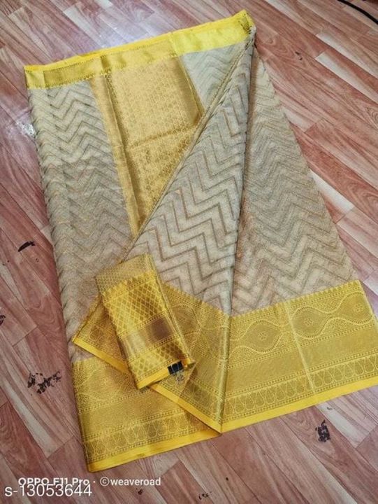 Tissu stripe silk saree uploaded by The banaras Silk on 10/6/2021