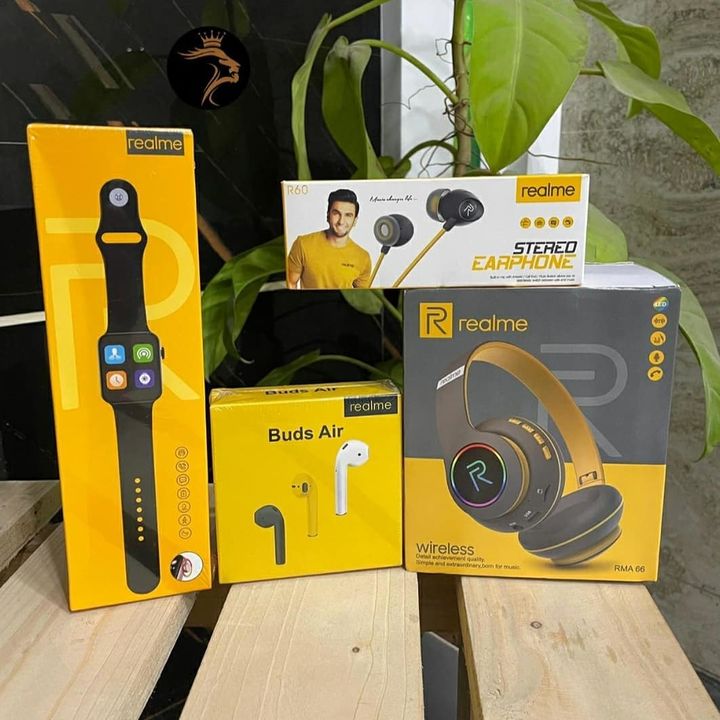 Realme combo uploaded by Electronic accessories on 10/6/2021