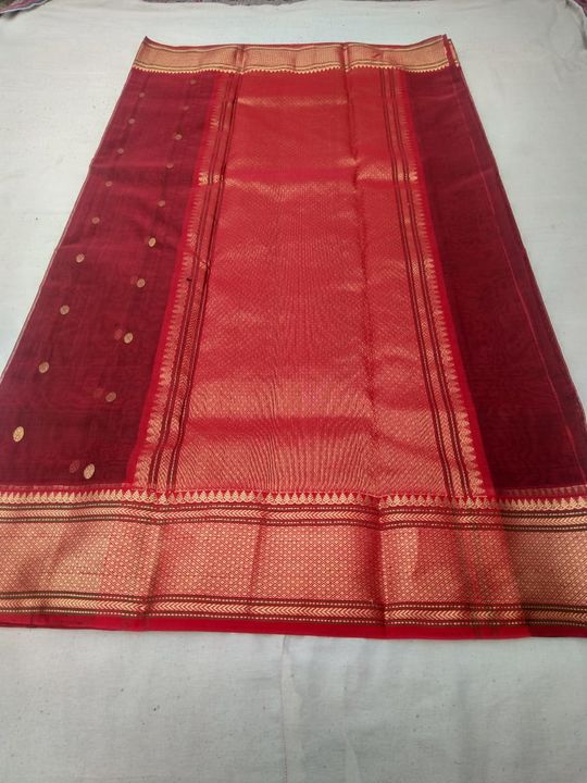 Post image I want 1 Metres of Chanderi handloom saree .
Below are some sample images of what I want.