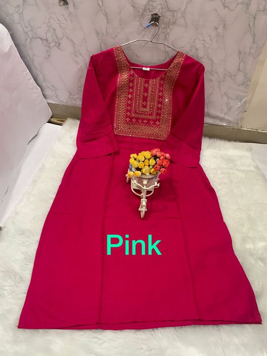 Post image *Rayon straight kurties with youg work*Size - *M to 6xl* ( *38 to 52* )Kurti length - *42* Rate - *500 rs*  *Shipping free* *Limited stock*