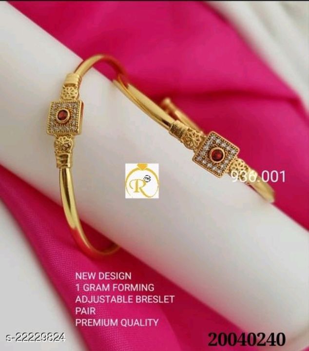 Beautiful bangles uploaded by business on 10/7/2021
