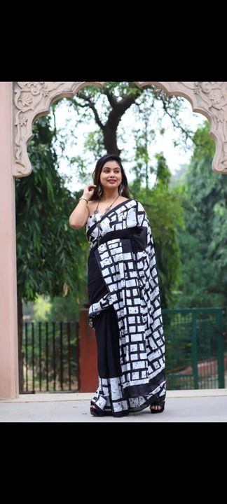 Black mulmul cotton saree  uploaded by business on 10/8/2021