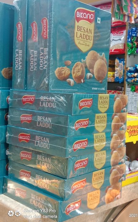 Besan laddu400g  uploaded by PRAVEEN DHOTE on 10/10/2021