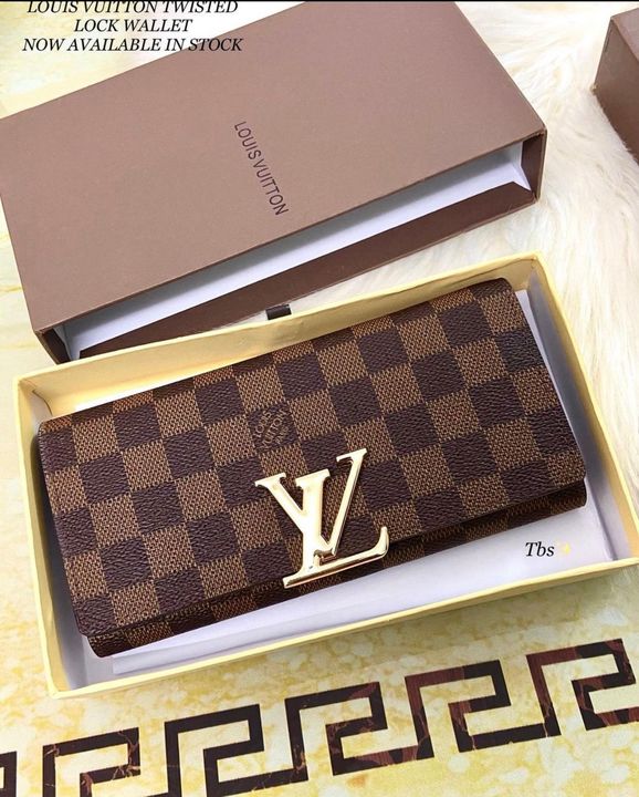 LV CHEX CLUCH uploaded by Benzer Accessories on 10/10/2021