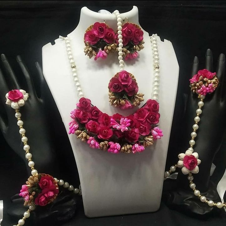 Flower's jewellery uploaded by business on 10/10/2021