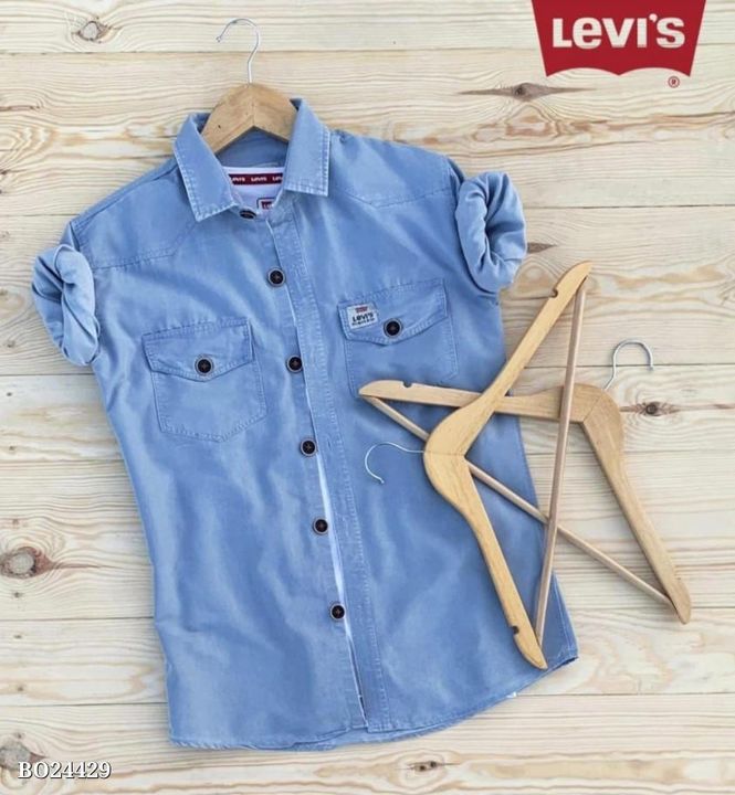 Levis shirt uploaded by Beauty Bounty on 10/10/2021