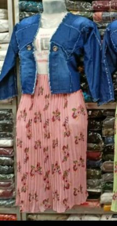 Crush Georgette with denim  jacket uploaded by business on 10/12/2021