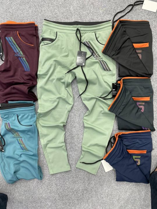 Product uploaded by Sports wear manufacturers on 10/12/2021