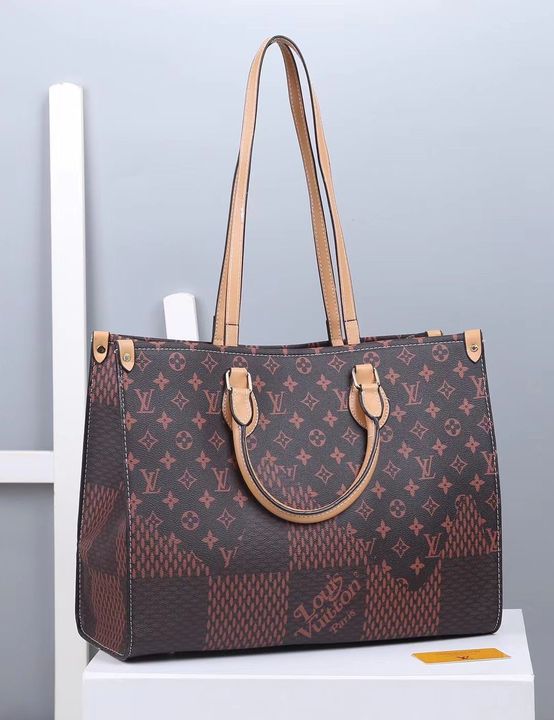 louis vuitton tote bag uploaded by Benzer Accessories on 10/12/2021