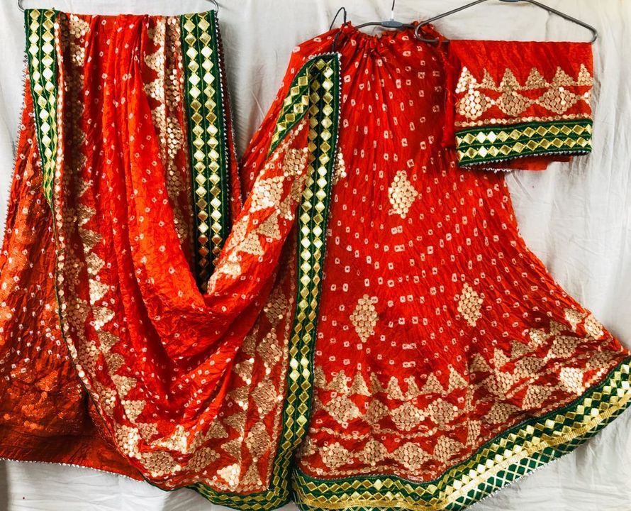 Product uploaded by Radha Rani sarees on 10/12/2021